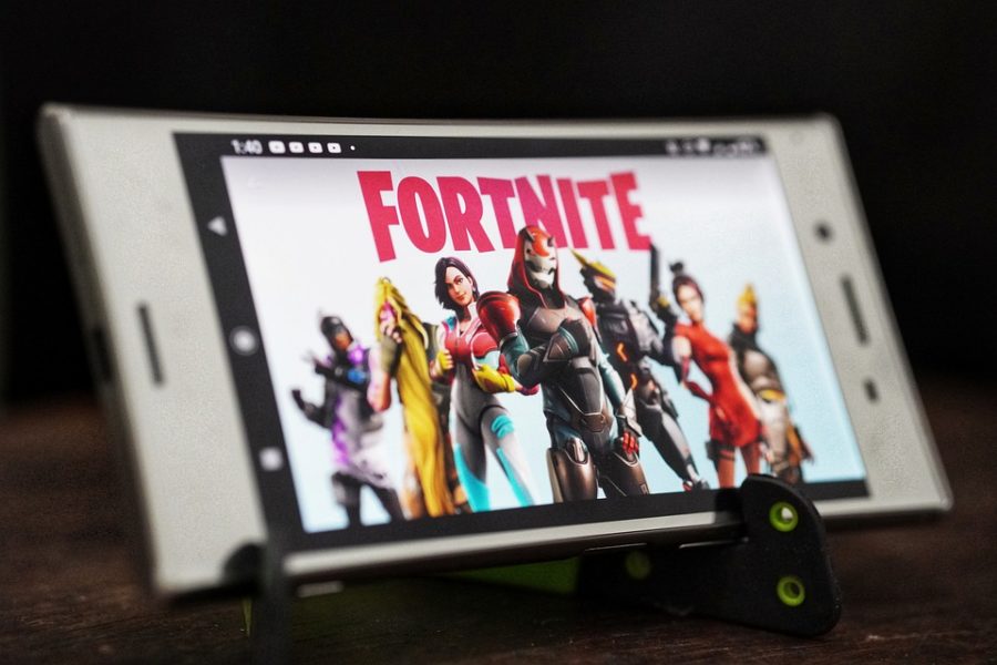 Fortnite+Phone+Video+Games+Mobile+Epic+Games