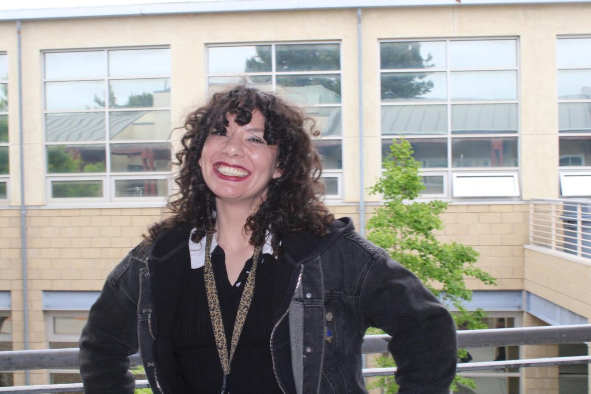 Ms.Hannah posing for a photo.