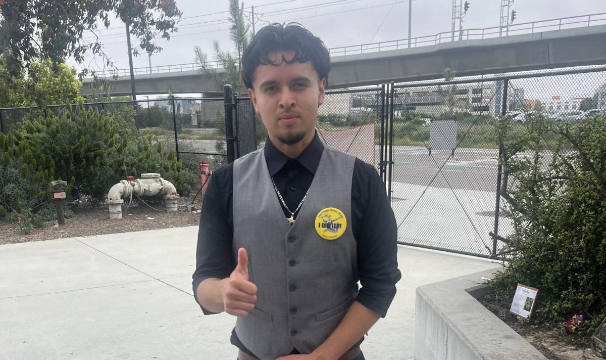Senior Spotlight: Adrian De Leon