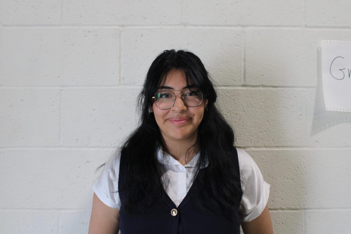 Senior Marlene Rojas Renteria