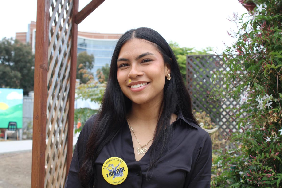 Senior Amy Bustos